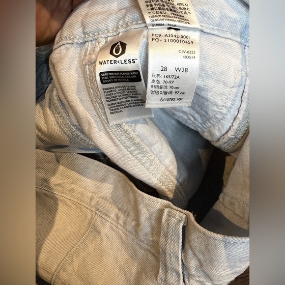 Levis high waisted Denim Skirt size 28 - Picture 8 of 8